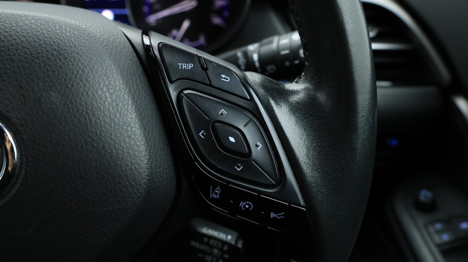 Used Toyota C-HR 2022 for sale - 76527783: Photo 26