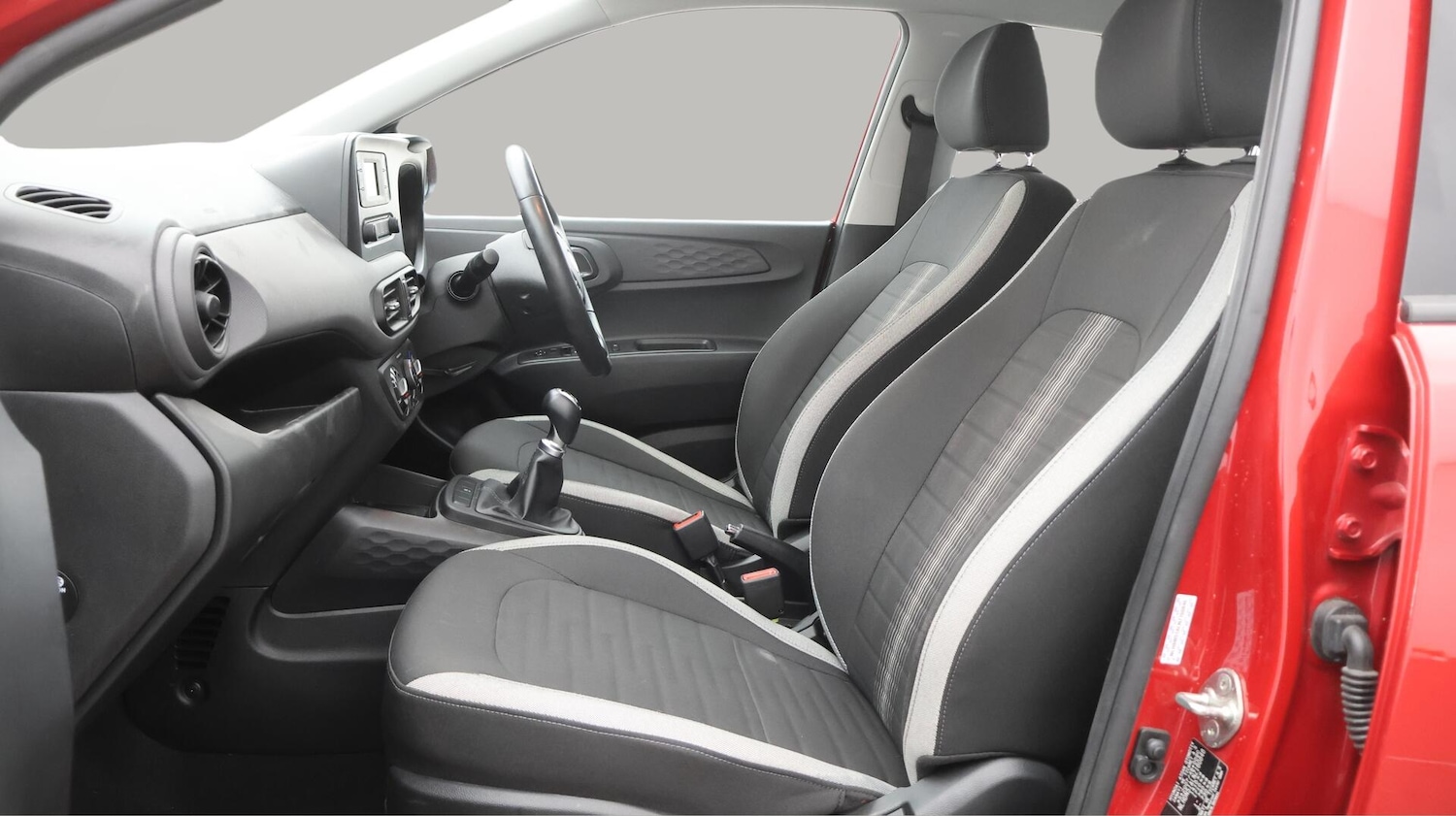 Used Hyundai i10 2022 for sale - 76138364: Photo 15