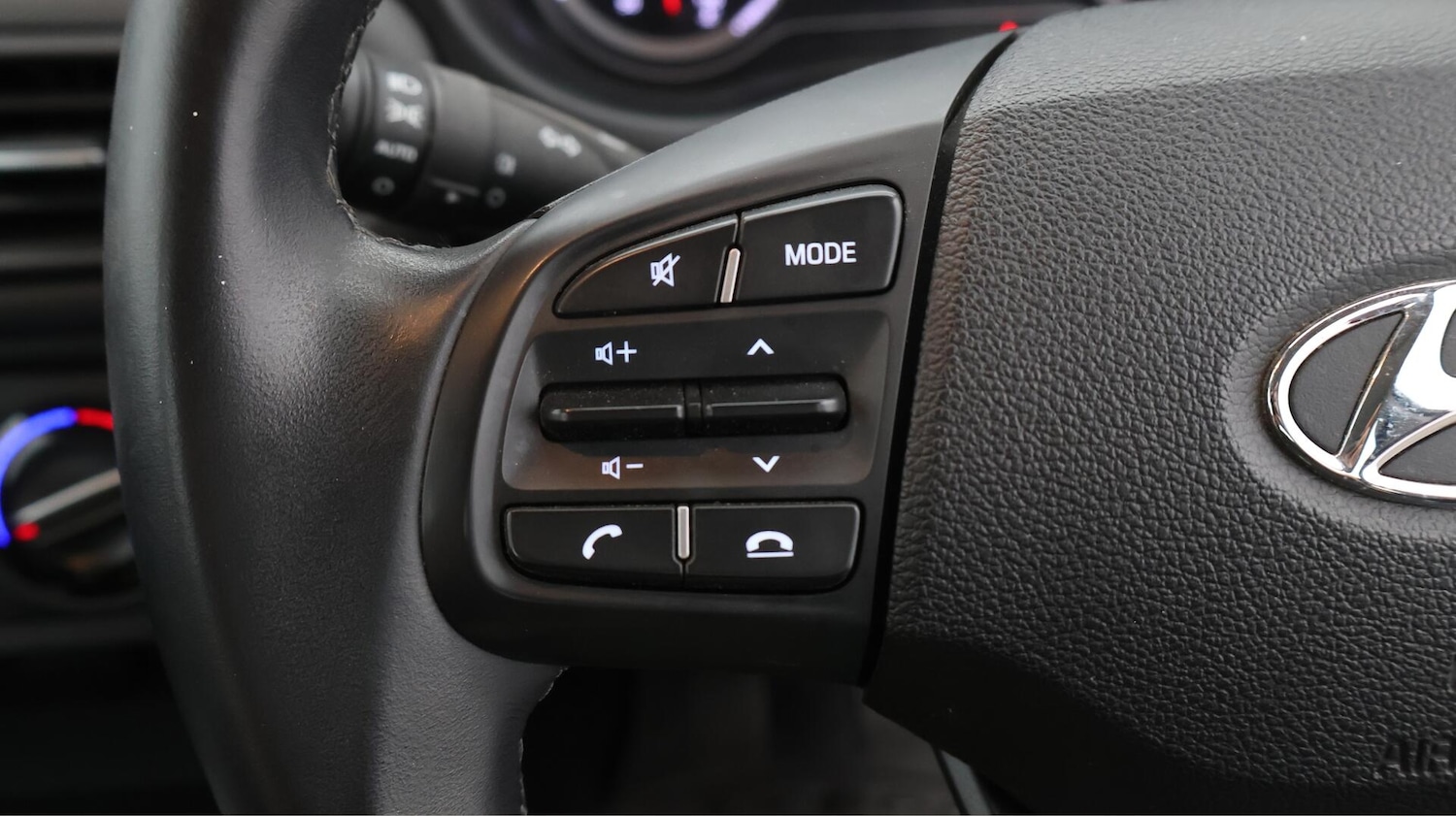 Used Hyundai i10 2022 for sale - 76138364: Photo 24