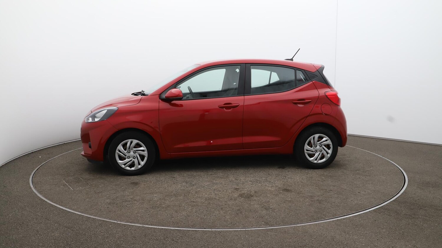 Used Hyundai i10 2022 for sale - 76138364: Photo 64