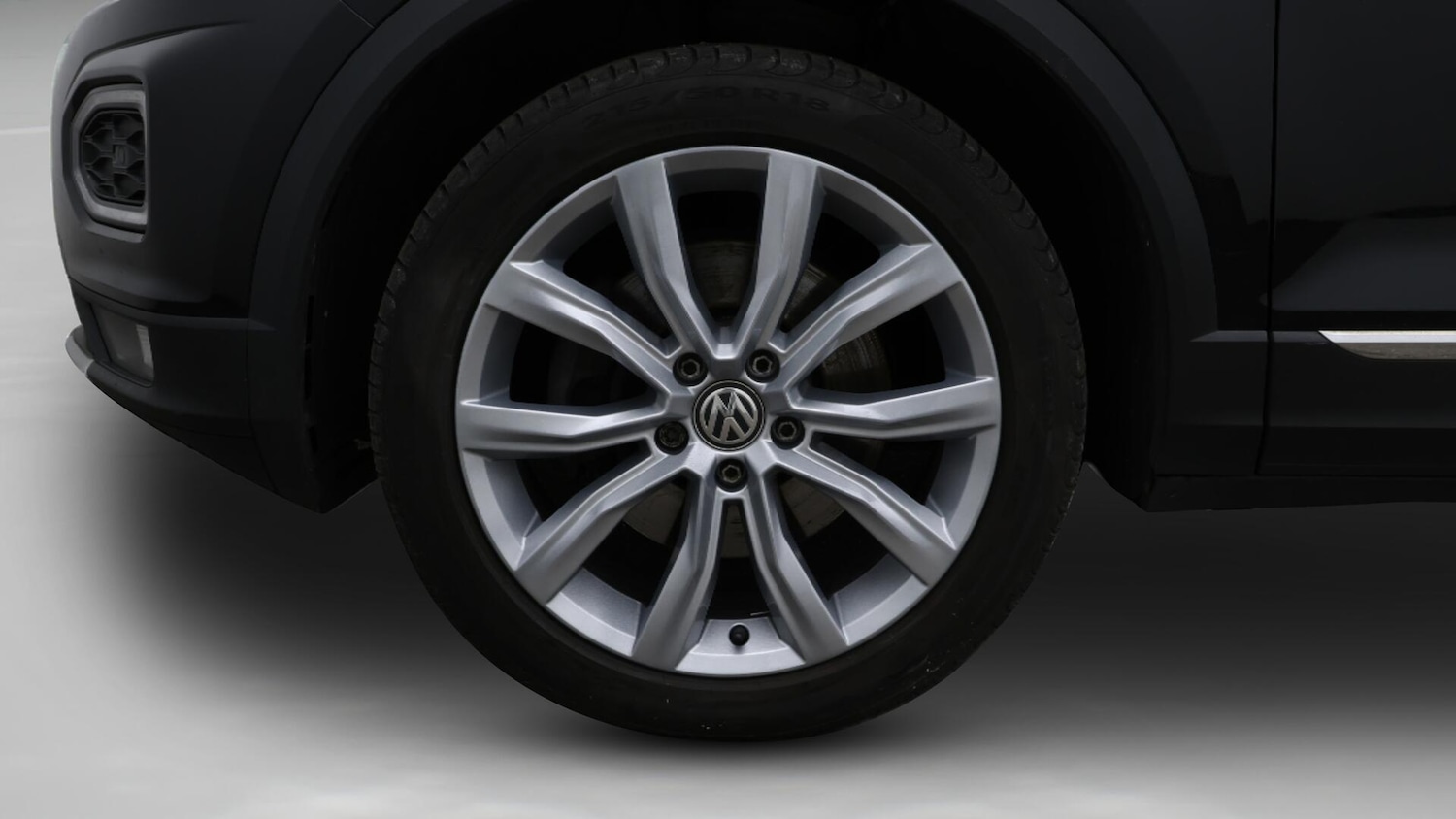 Used Volkswagen T-Roc 2019 for sale - 76700911: Photo 19