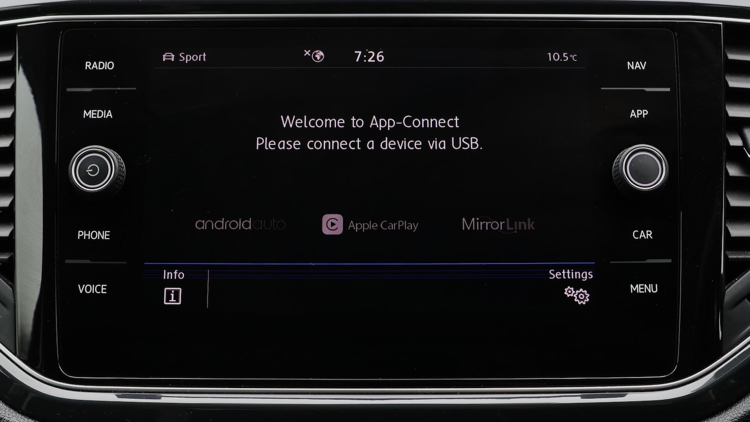 Used Volkswagen T-Roc 2019 for sale - 76700911: Photo 27