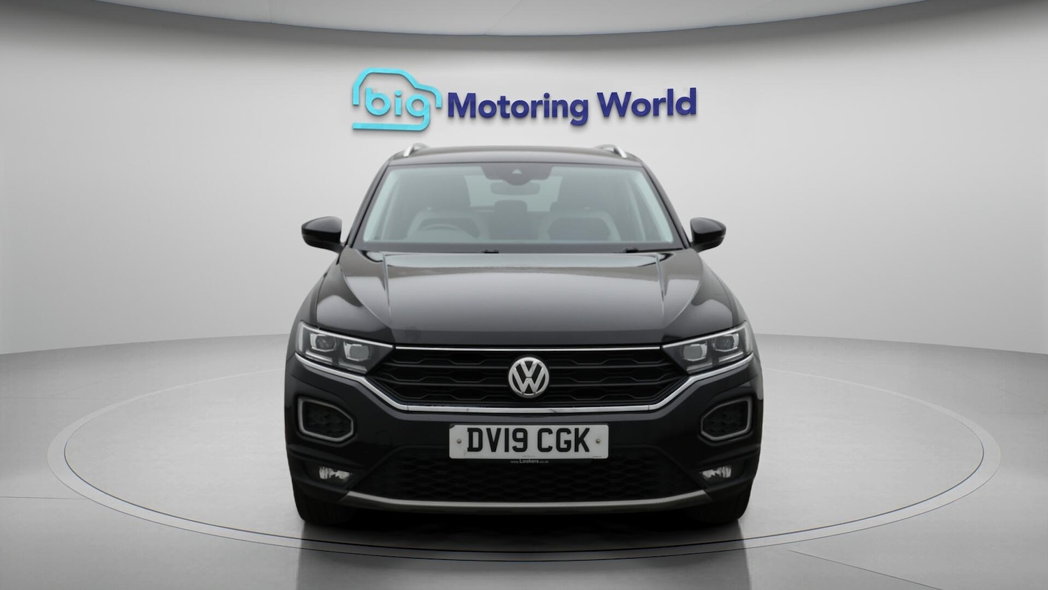 Used Volkswagen T-Roc 2019 for sale - 76700911: Photo 3