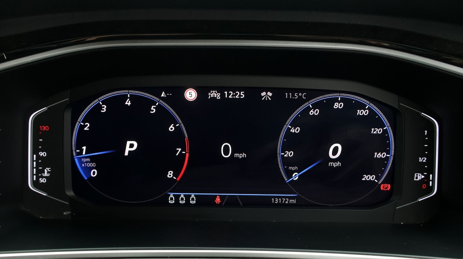 Used Volkswagen T-Roc for sale - 77186468: Photo 10