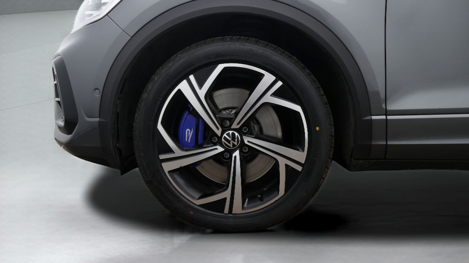 Used Volkswagen T-Roc for sale - 77186468: Photo 18