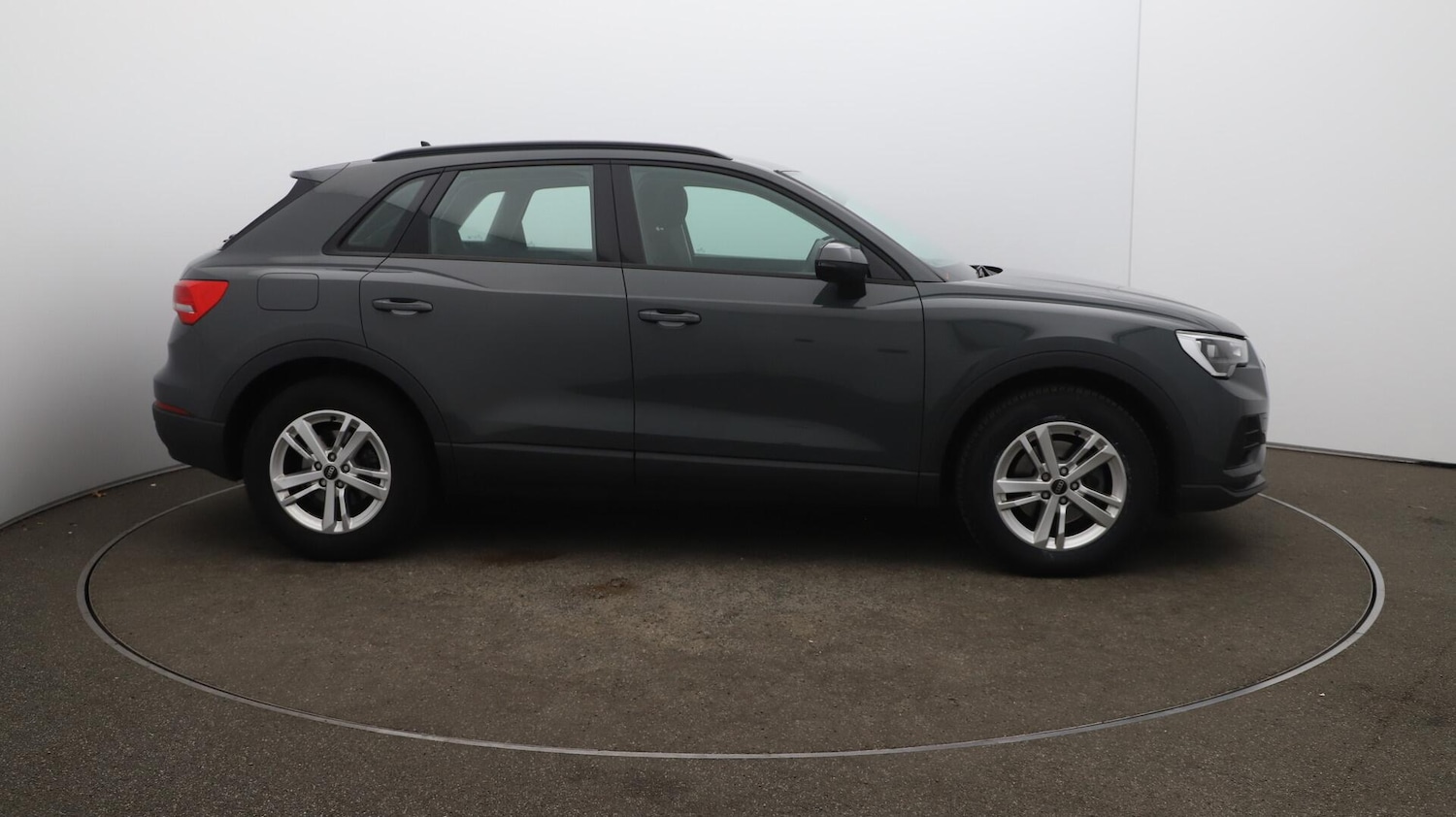 Used Audi Q3 2022 for sale - 76158470: Photo 48