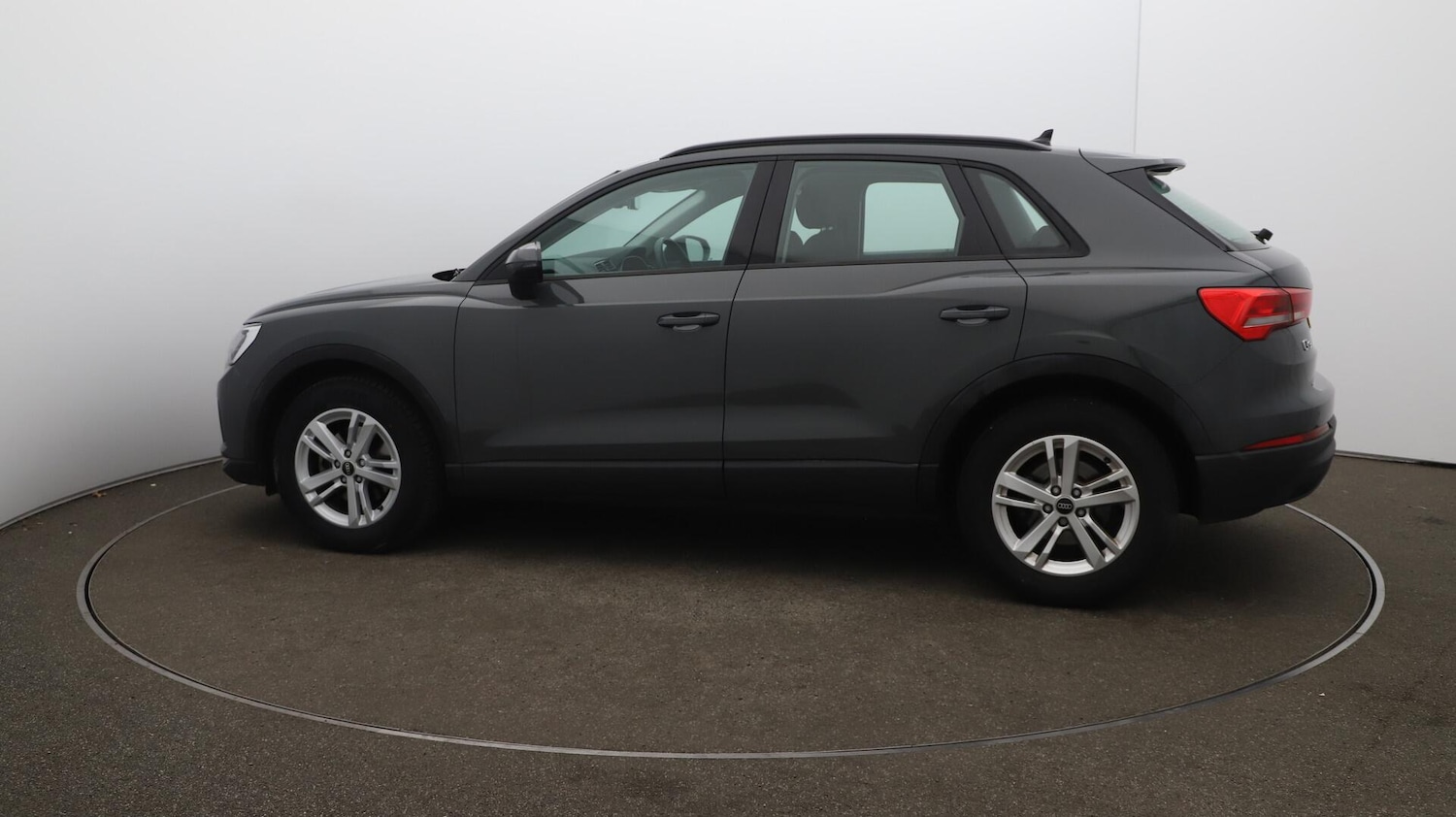 Used Audi Q3 2022 for sale - 76158470: Photo 57