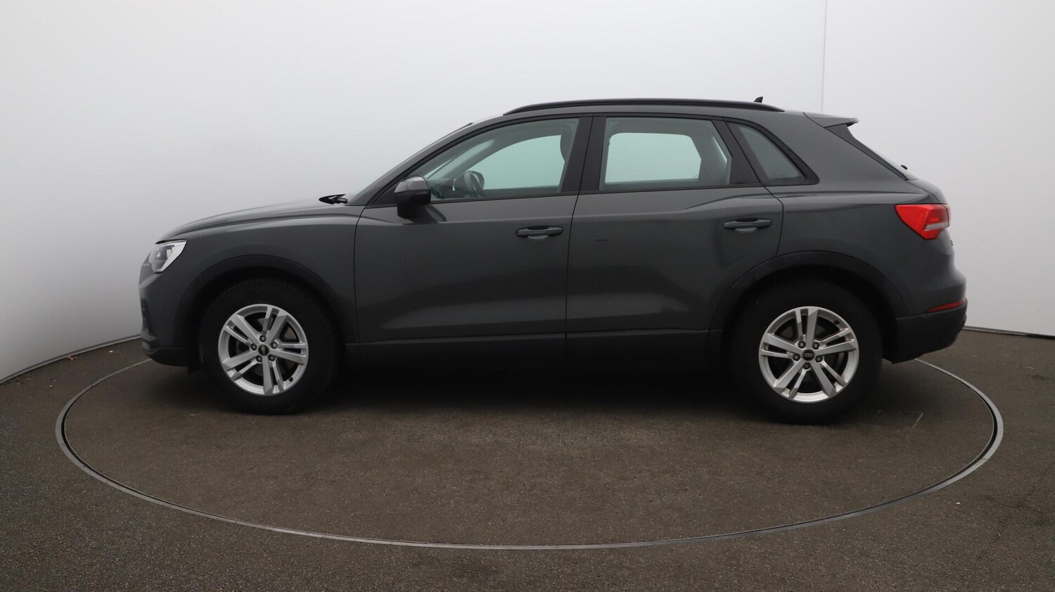 Used Audi Q3 2022 for sale - 76158470: Photo 63