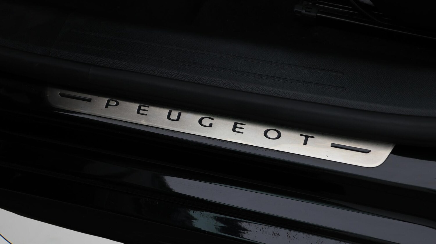 Used Peugeot E-208 2022 for sale - 76336052: Photo 21