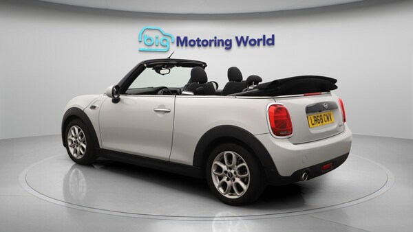 Used MINI Convertible 2018 for sale - 76295989: Photo 6
