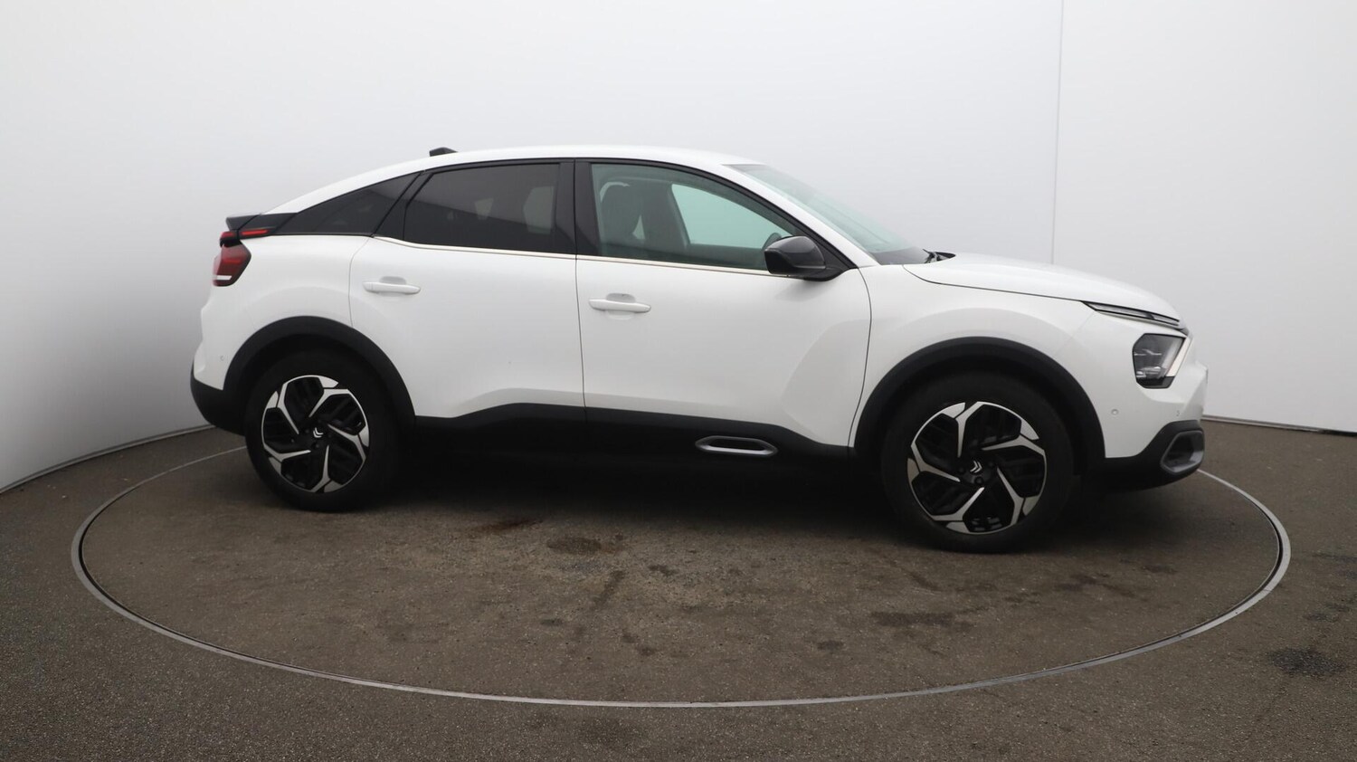 Used Citroen C4 2023 for sale - 76072422: Photo 39