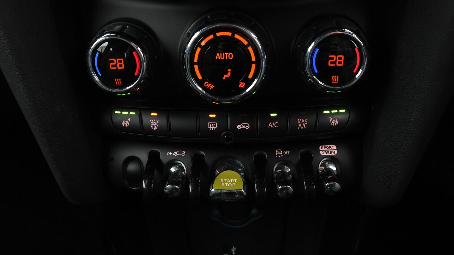 Used MINI Electric Hatch 2023 for sale - 76572854: Photo 13