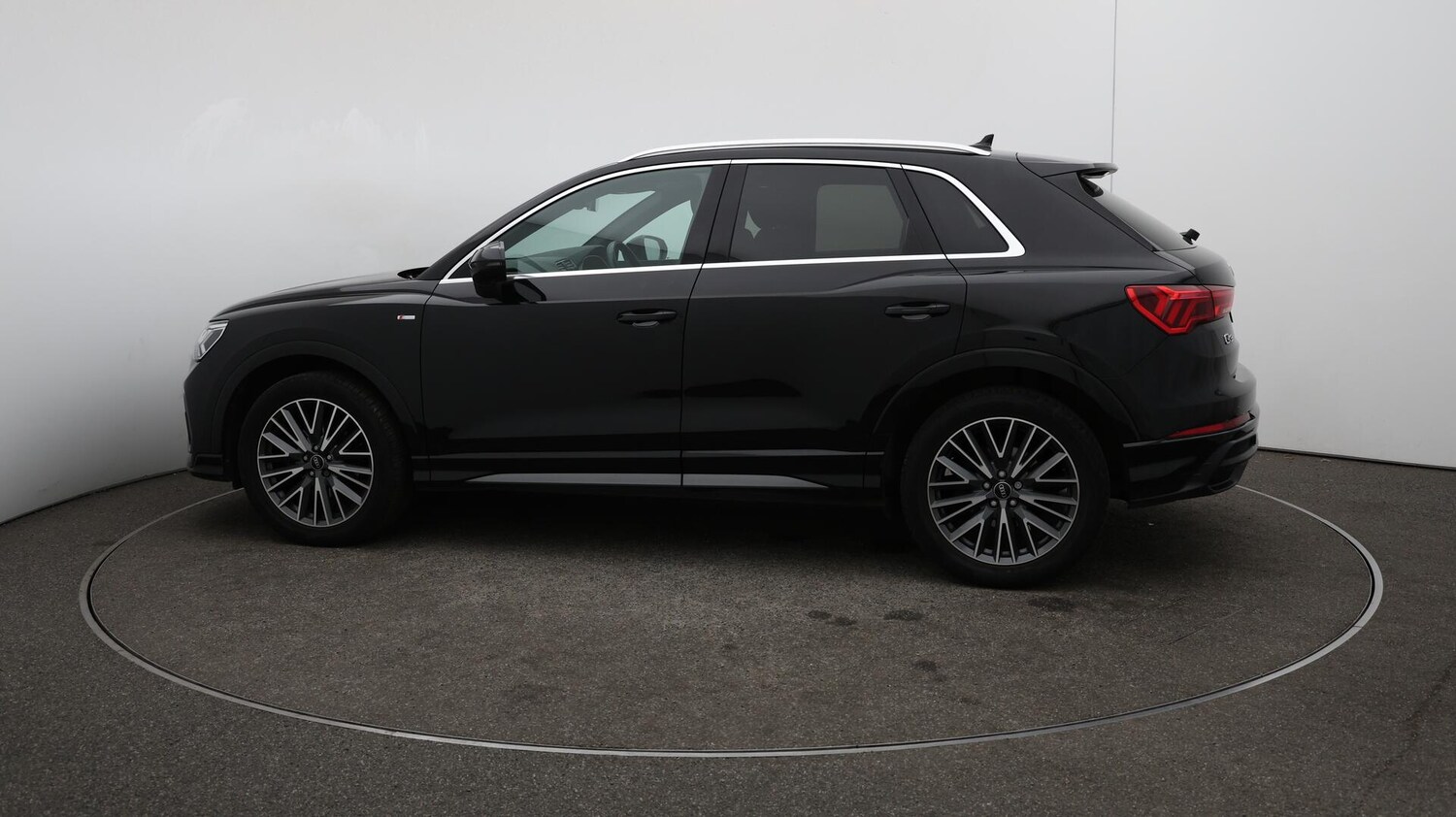 Used Audi Q3 2022 for sale - 76123023: Photo 60
