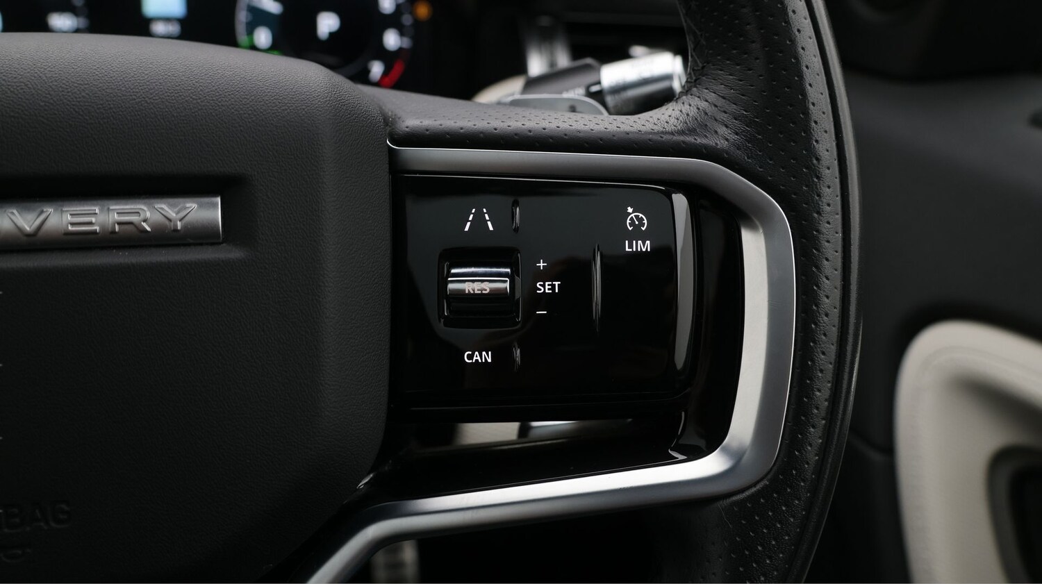 Used Land Rover Discovery Sport 2022 for sale - 77605103: Photo 25