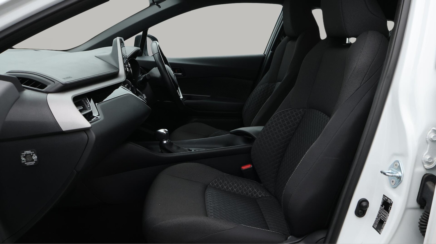 Used Toyota C-HR 2022 for sale - 76370176: Photo 15