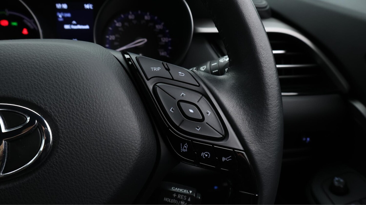 Used Toyota C-HR 2022 for sale - 76370176: Photo 27