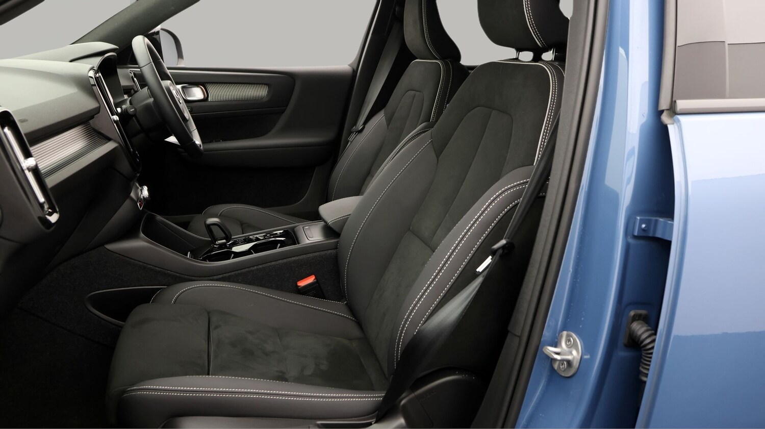 Used Volvo XC40 for sale - 77207298: Photo 14