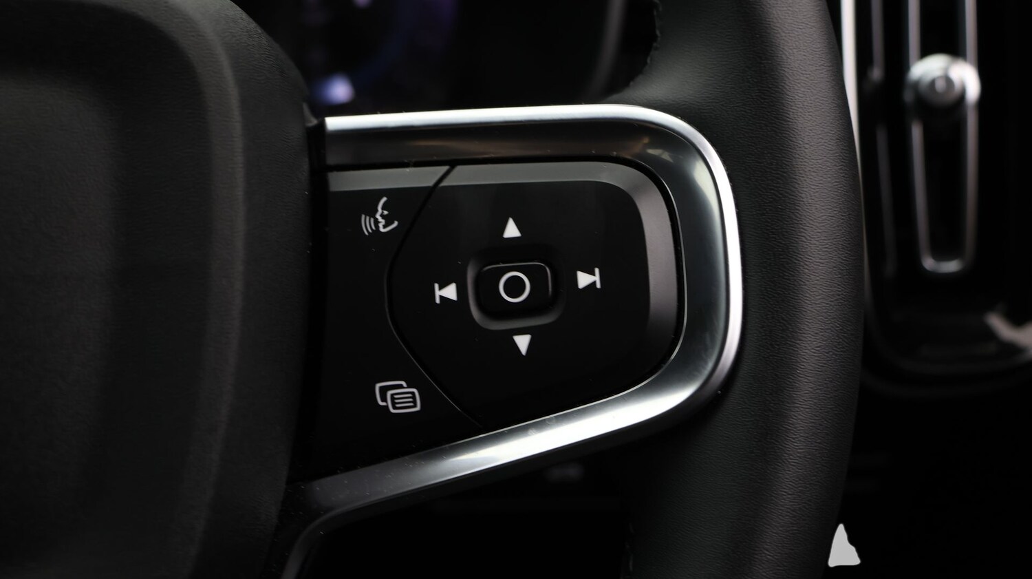 Used Volvo XC40 for sale - 77207298: Photo 23