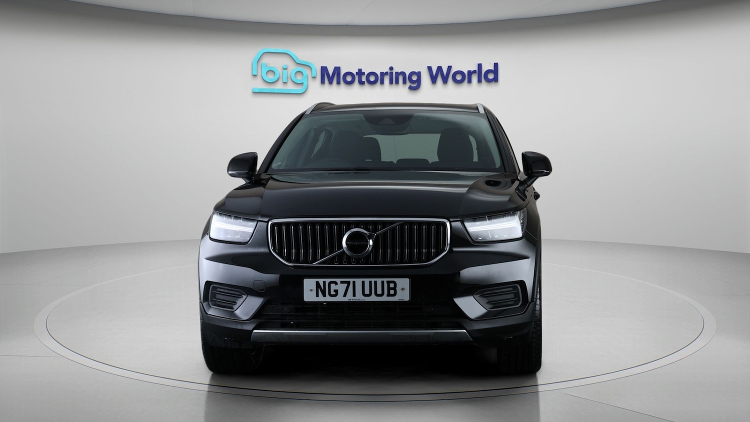 Used Volvo XC40 for sale - 77712923: Photo 2