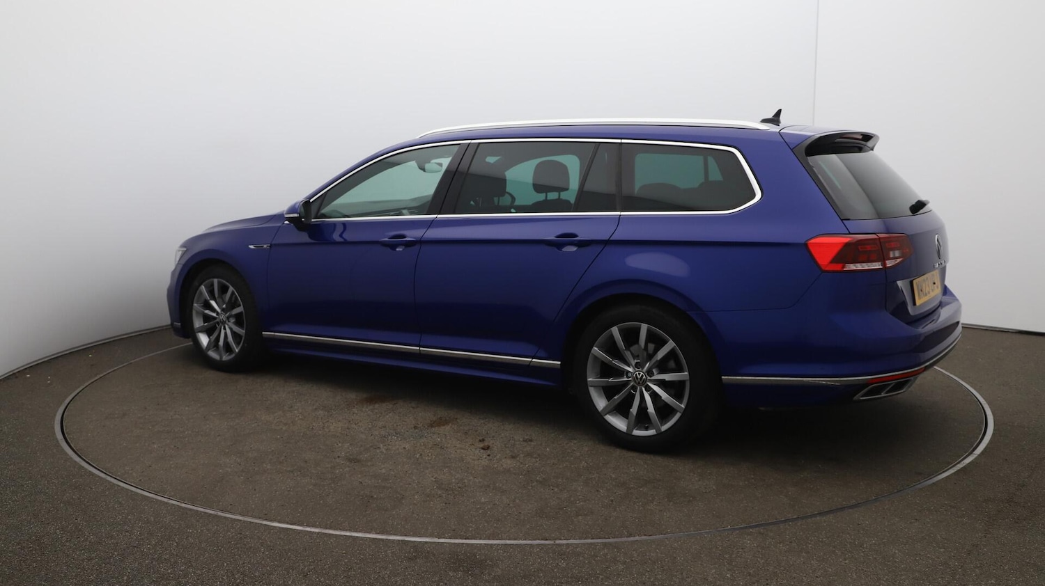 Used Volkswagen Passat 2023 for sale - 76137148: Photo 12