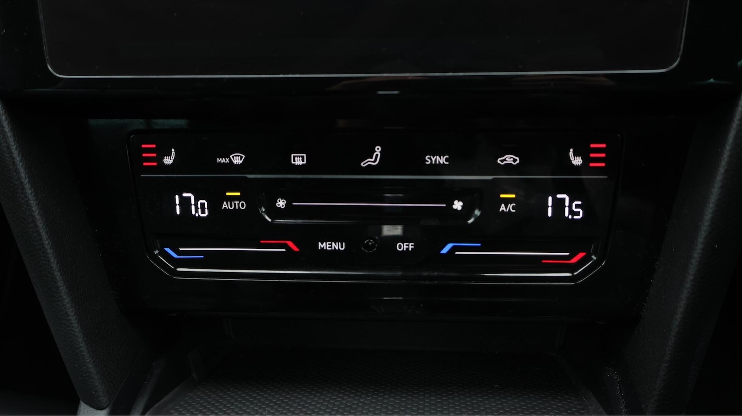 Used Volkswagen Passat 2023 for sale - 76137148: Photo 17