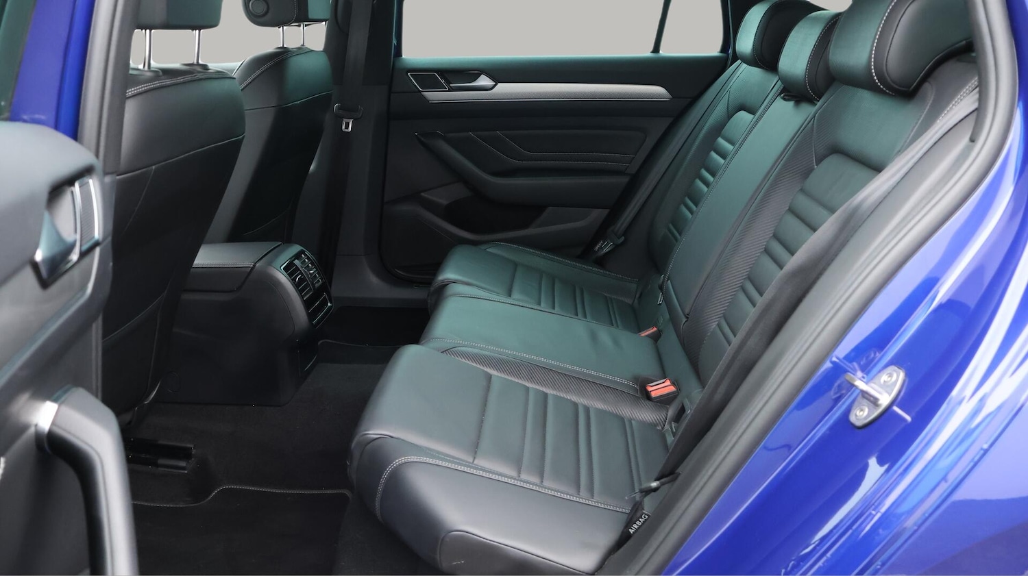 Used Volkswagen Passat 2023 for sale - 76137148: Photo 25