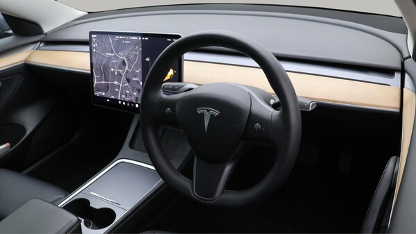 Used Tesla Model 3 2021 for sale - 76337572: Photo 10