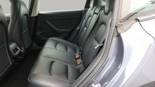 Used Tesla Model 3 2021 for sale - 76337572: Photo 17
