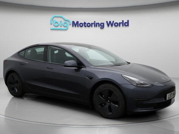 Used Tesla Model 3 2021 for sale - 76337572: Photo 1