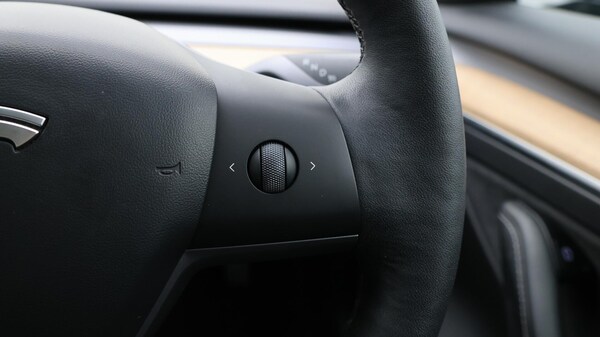 Used Tesla Model 3 2021 for sale - 76337572: Photo 25