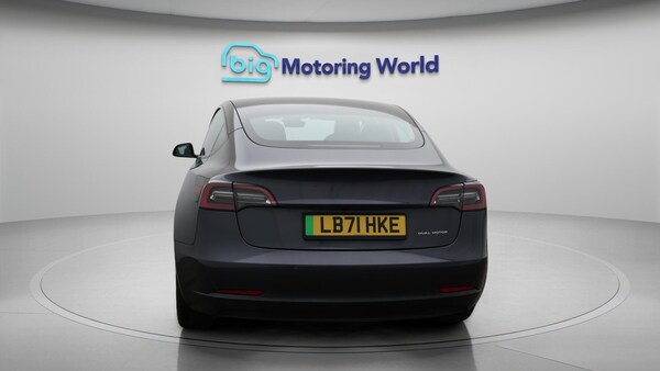 Used Tesla Model 3 2021 for sale - 76337572: Photo 7