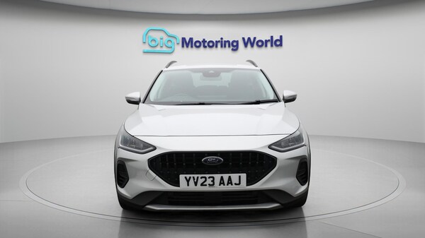 Used Ford Focus 2023 for sale - 76151629: Photo 3