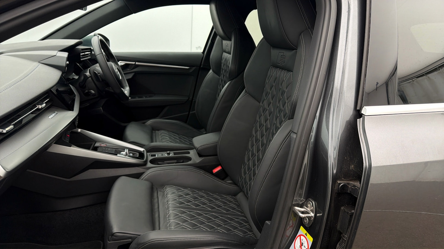 Used Audi S3 2022 for sale - 77943919: Photo 13