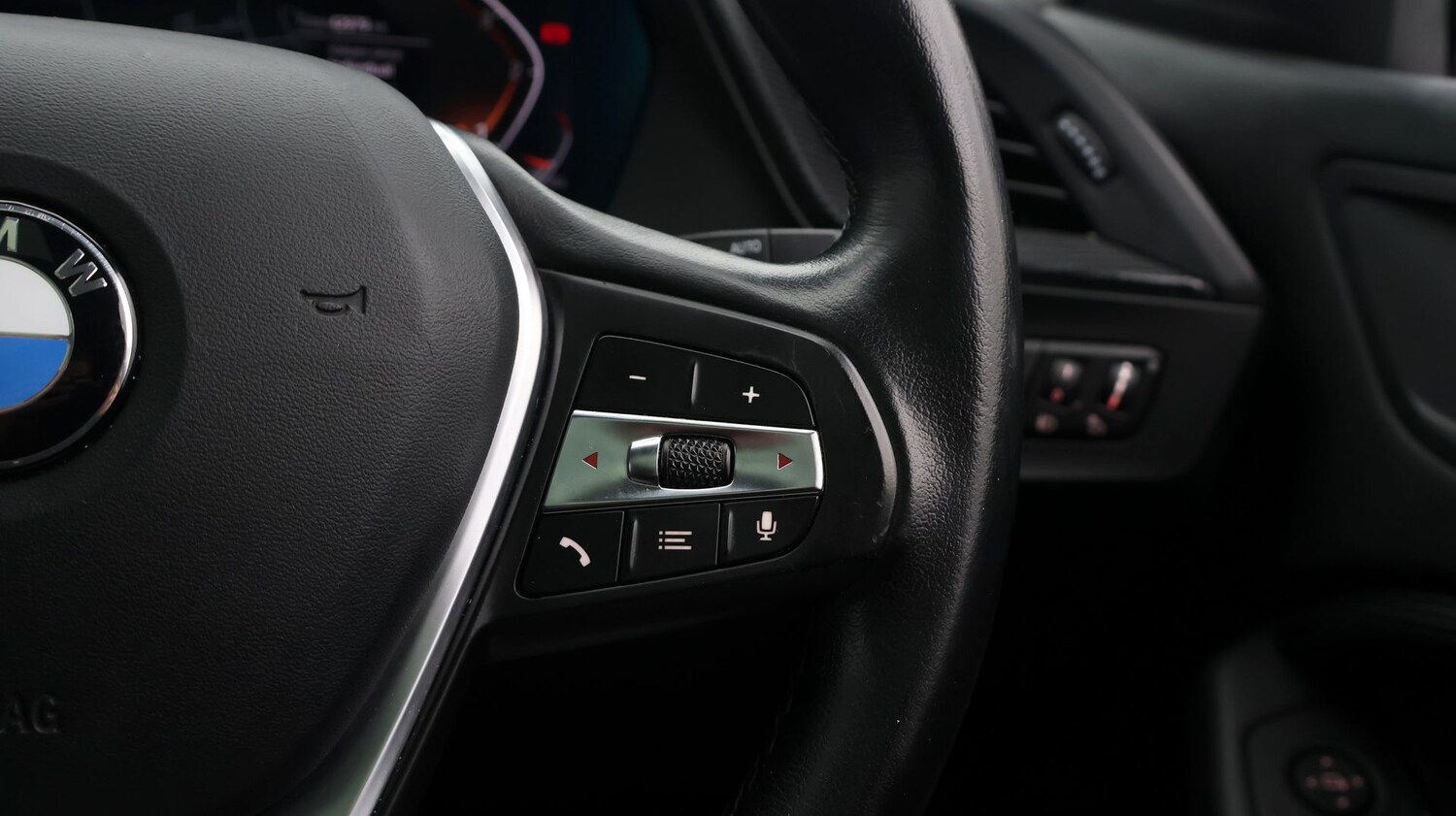 Used BMW 1 Series 2022 for sale - 77750145: Photo 27