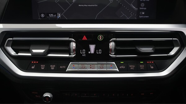 Used BMW 3 Series 2019 for sale - 76307294: Photo 13