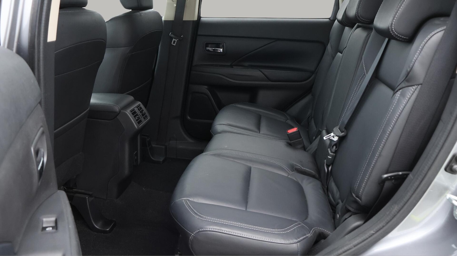 Used Mitsubishi Outlander 2020 for sale - 76370111: Photo 17