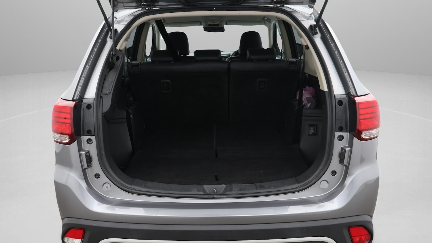 Used Mitsubishi Outlander 2020 for sale - 76370111: Photo 18