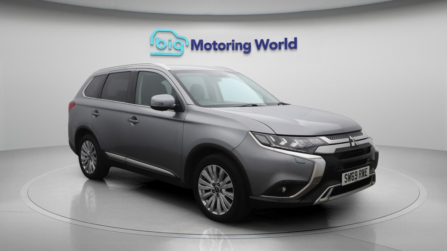 Used Mitsubishi Outlander 2020 for sale - 76370111: Photo 2