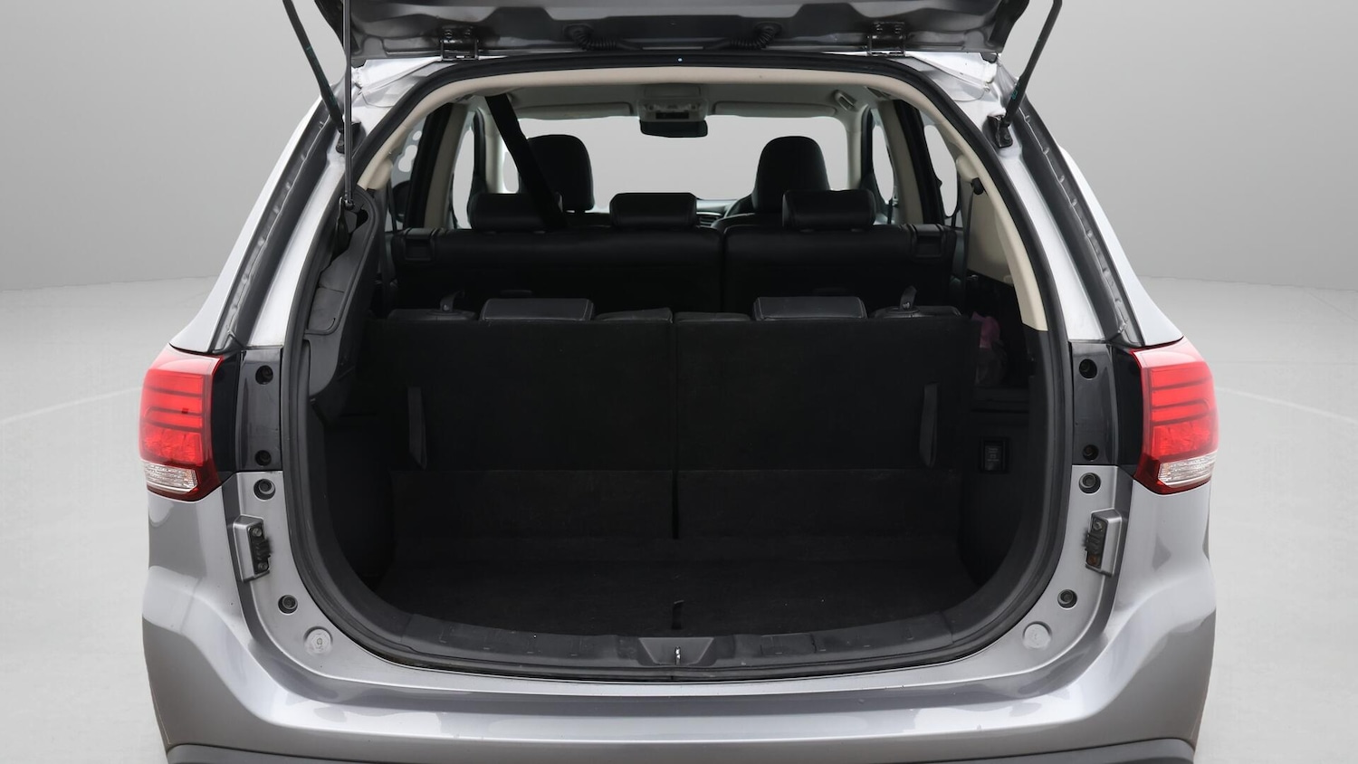 Used Mitsubishi Outlander 2020 for sale - 76370111: Photo 22