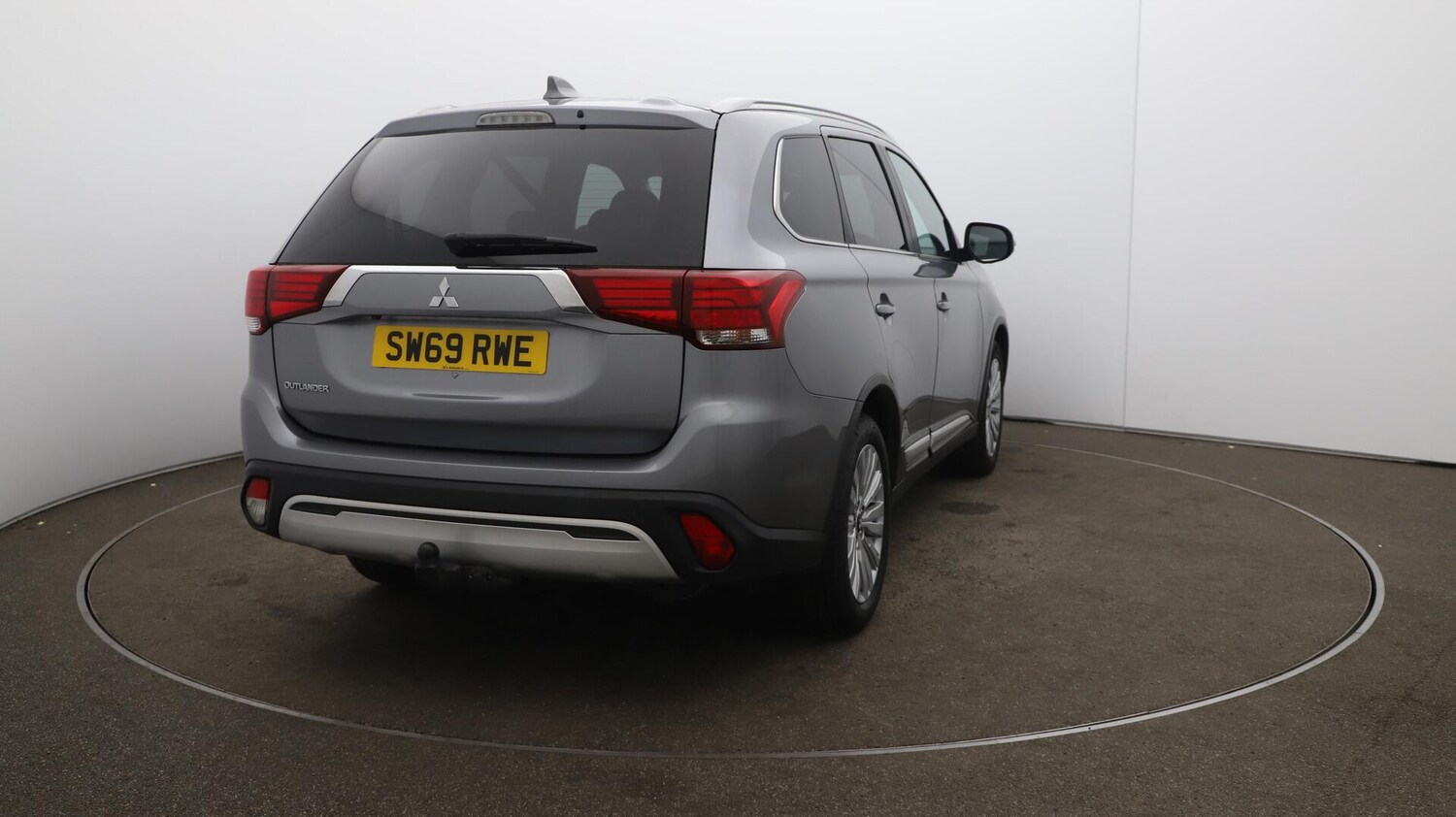 Used Mitsubishi Outlander 2020 for sale - 76370111: Photo 58
