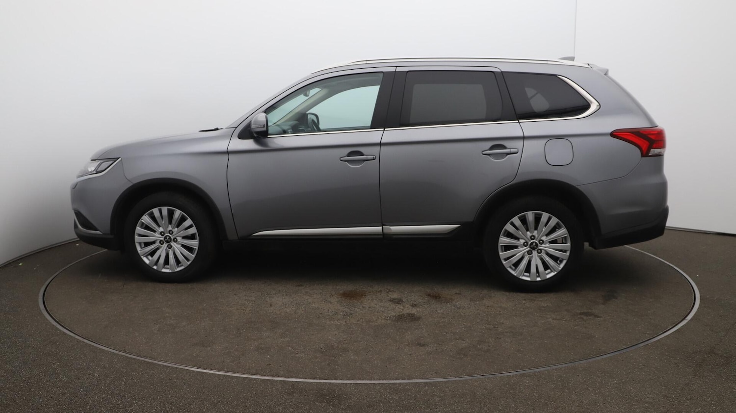 Used Mitsubishi Outlander 2020 for sale - 76370111: Photo 66