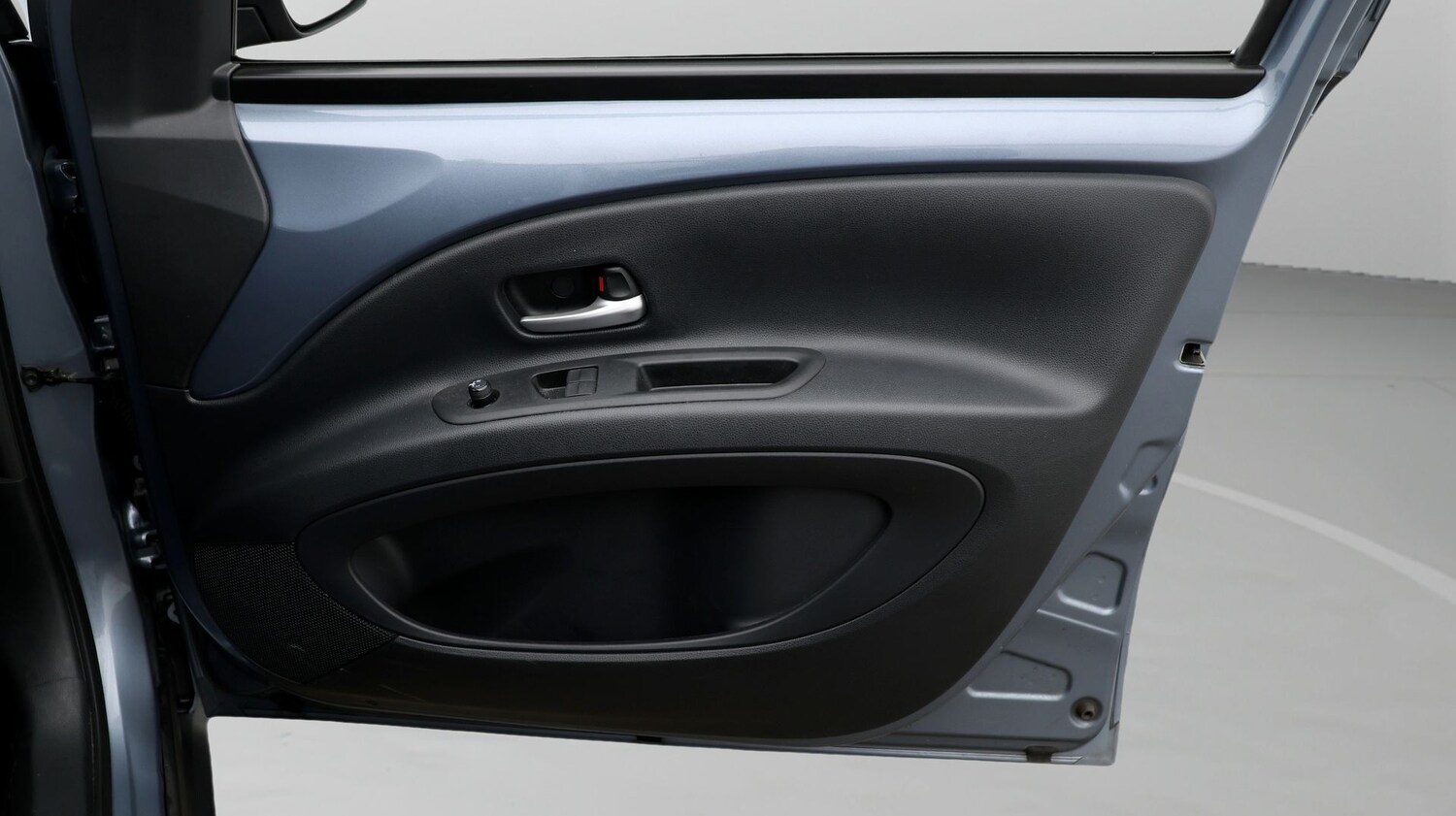 Used Toyota Aygo X 2024 for sale - 77195809: Photo 15