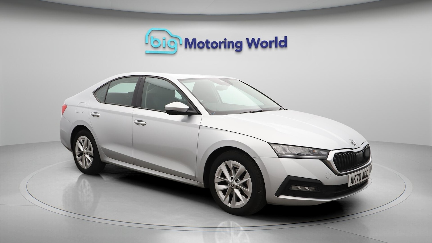 Used Skoda Octavia 2020 for sale - 76084803: Photo 2