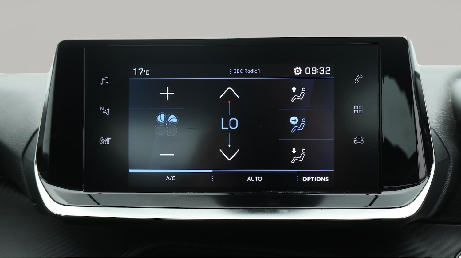 Used Peugeot 2008 2022 for sale - 76360782: Photo 13