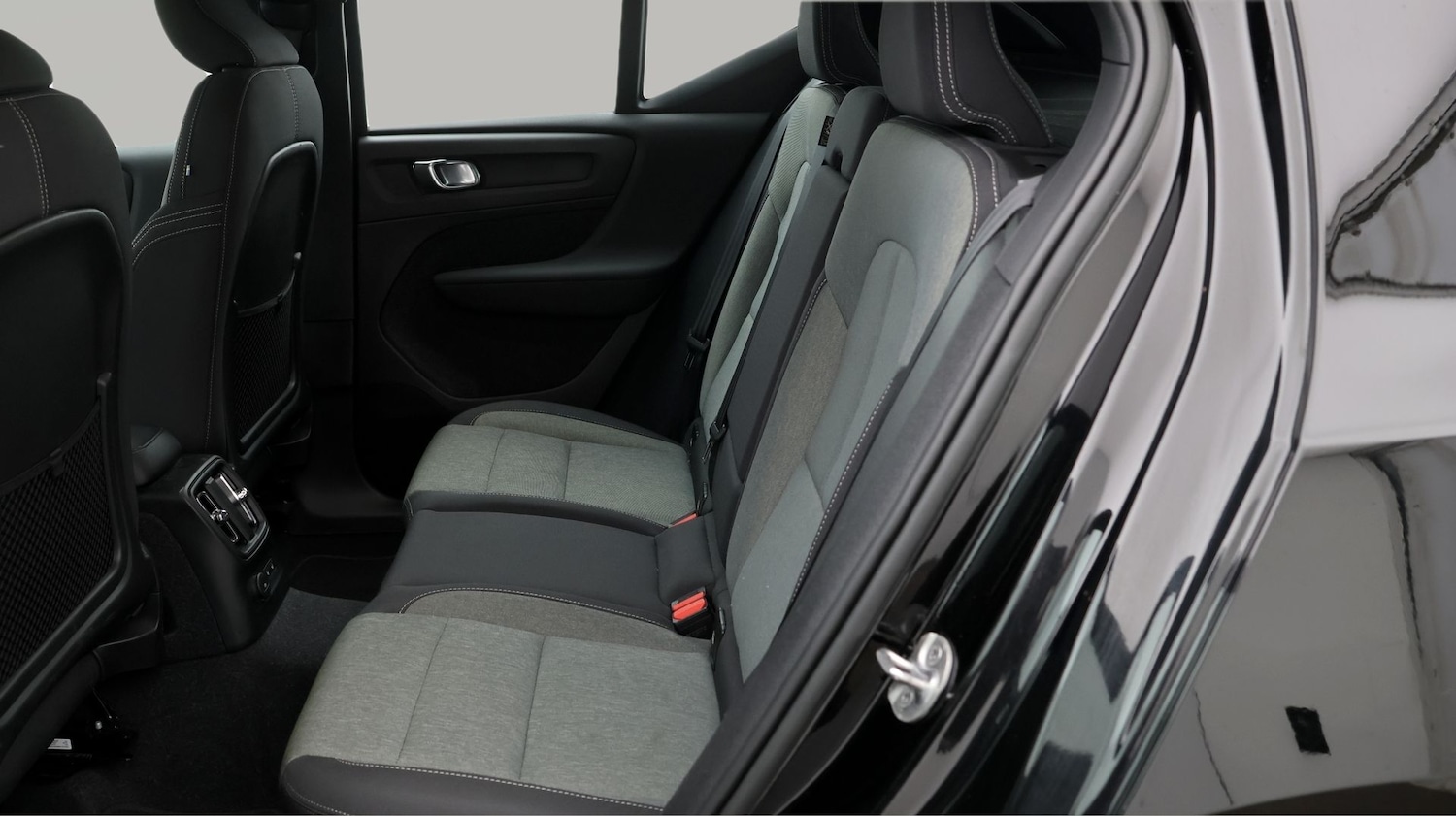 Used Volvo XC40 2023 for sale - 77774944: Photo 16