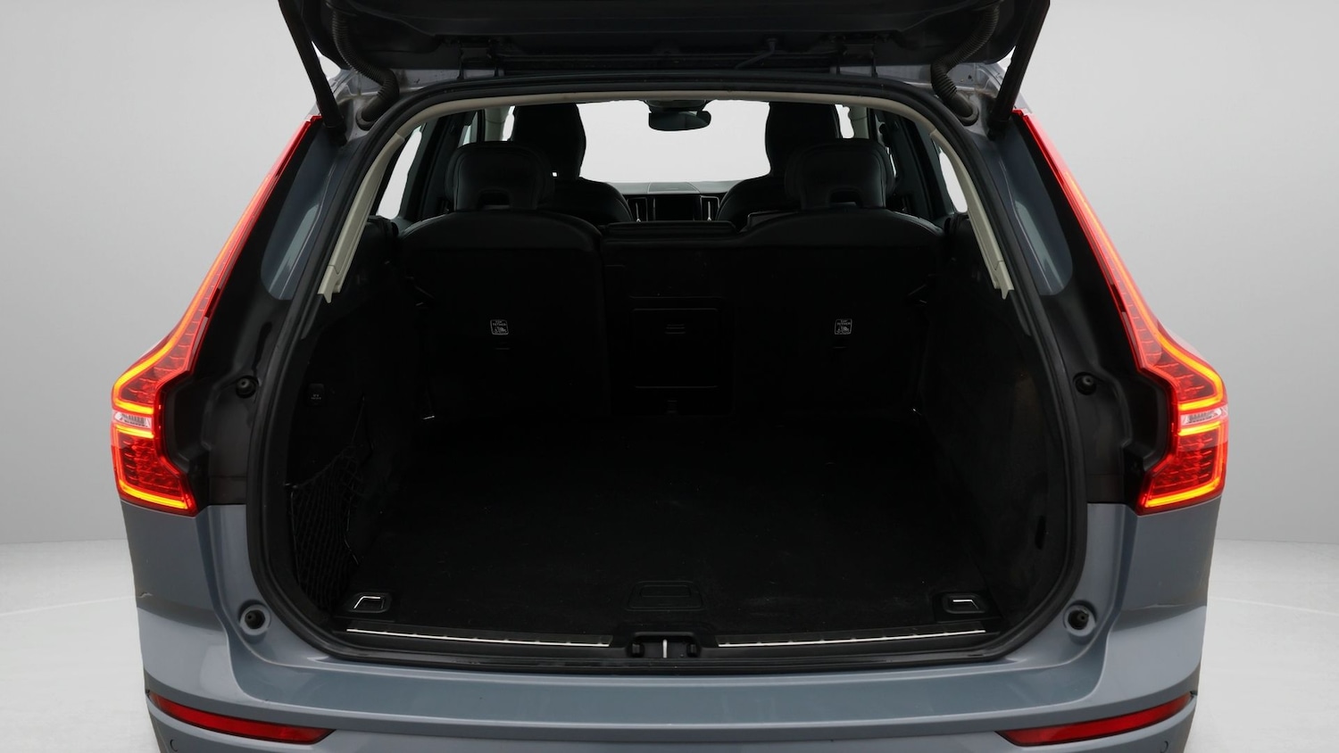 Used Volvo XC60 2023 for sale - 77262658: Photo 17