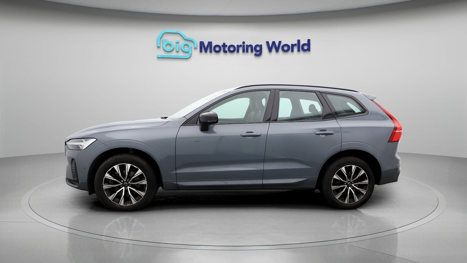 Used Volvo XC60 2023 for sale - 77262658: Photo 4