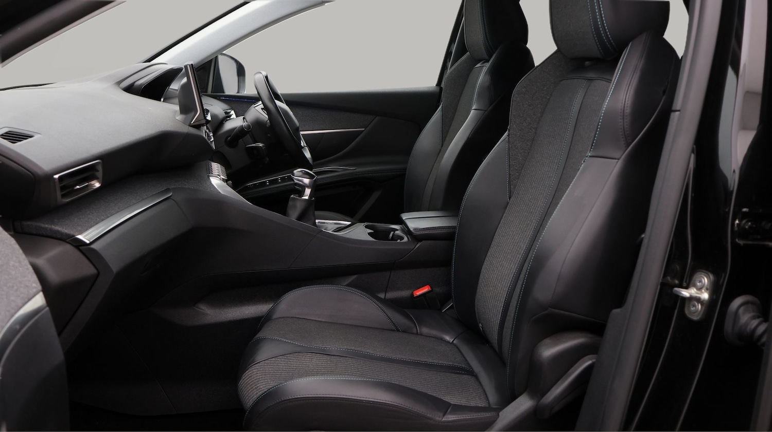 Used Peugeot 3008 2022 for sale - 77379359: Photo 14