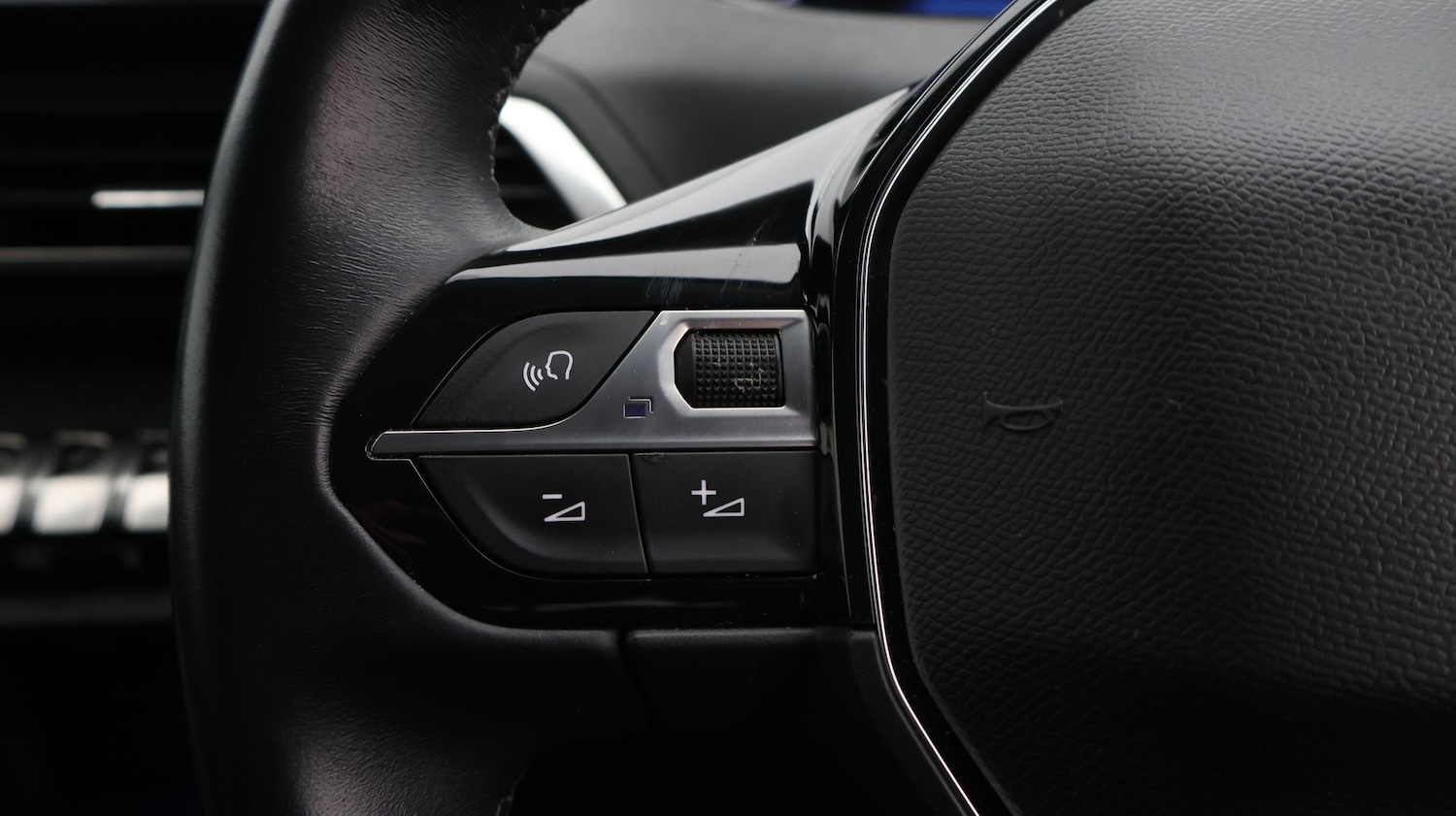 Used Peugeot 3008 2022 for sale - 77379359: Photo 25