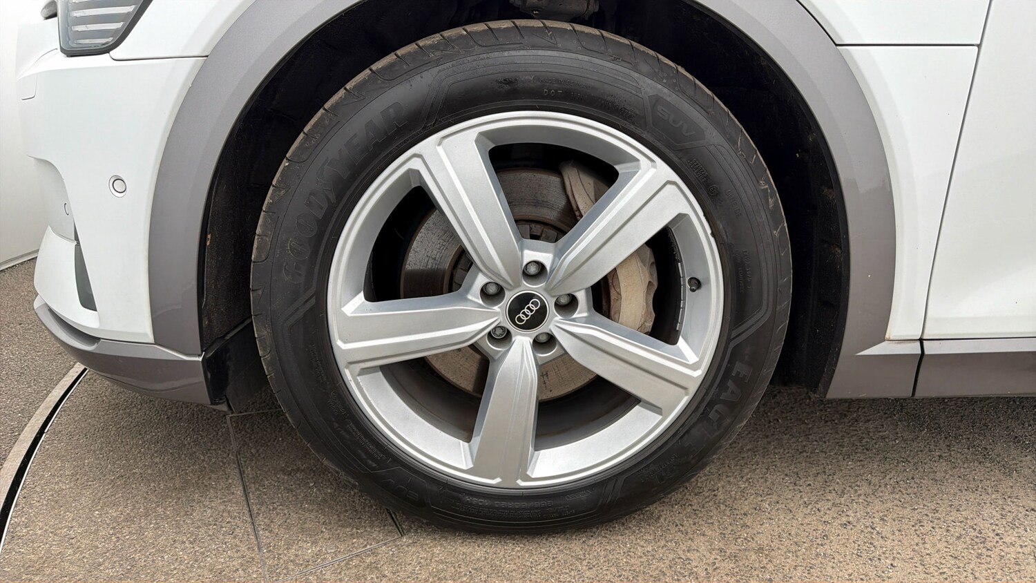 Used Audi e-tron 2021 for sale - 77938646: Photo 17